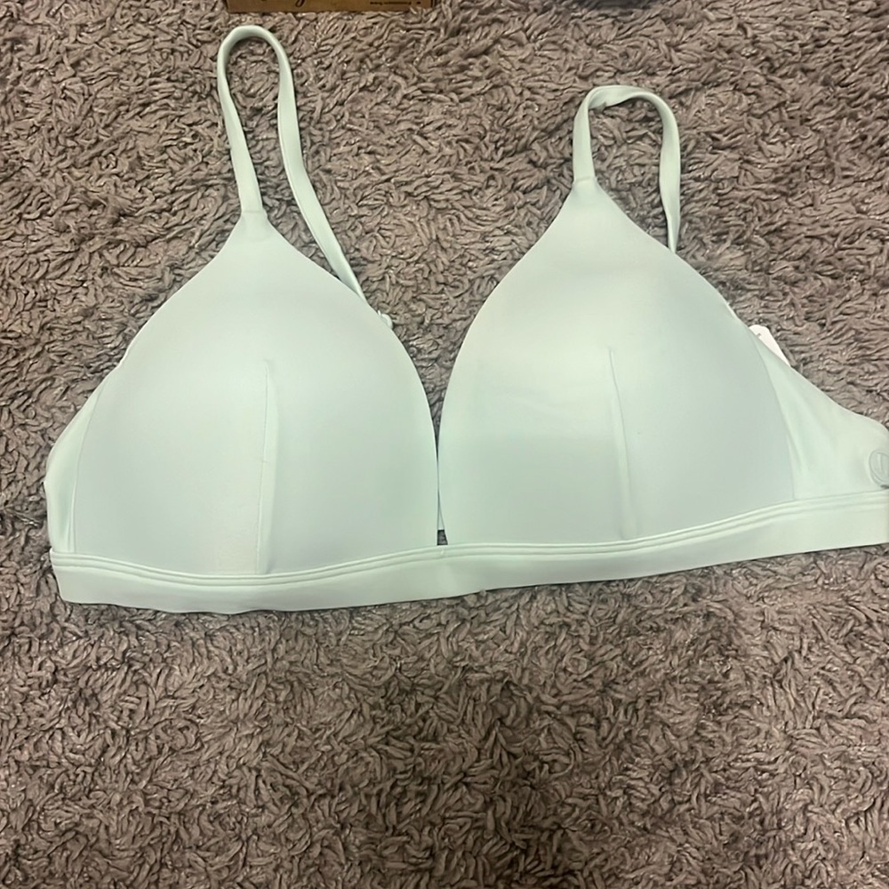 Brand new Lululemon swim top A/B cup